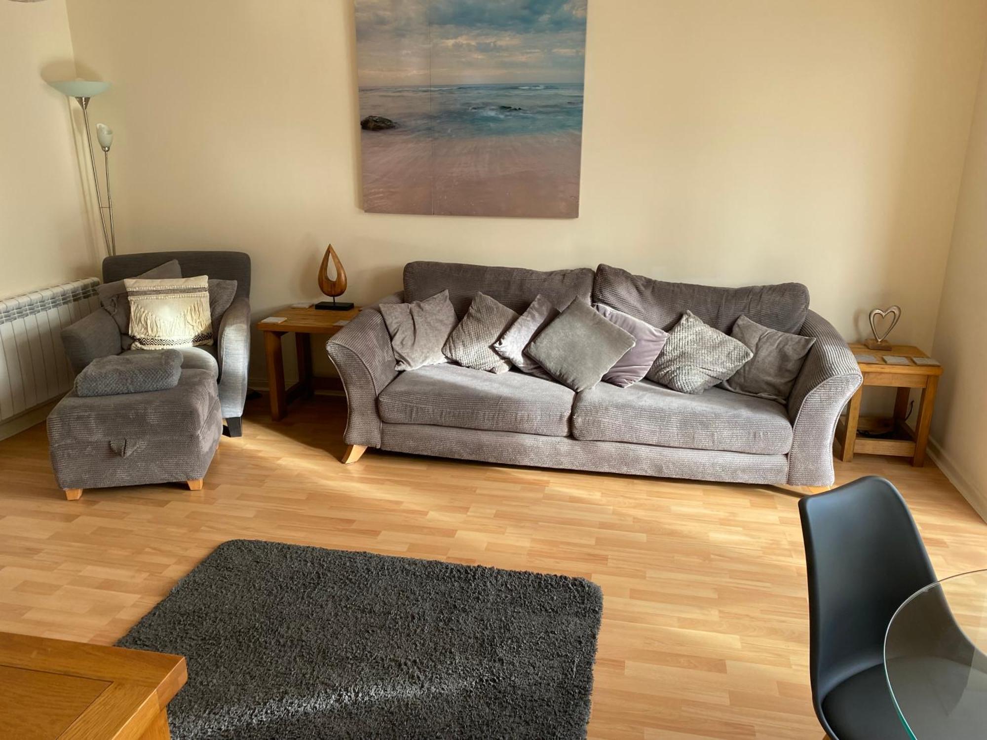 River Courtyard Apartment In The Heart Of Stneots เซนต์เนียทส์ ภายนอก รูปภาพ
