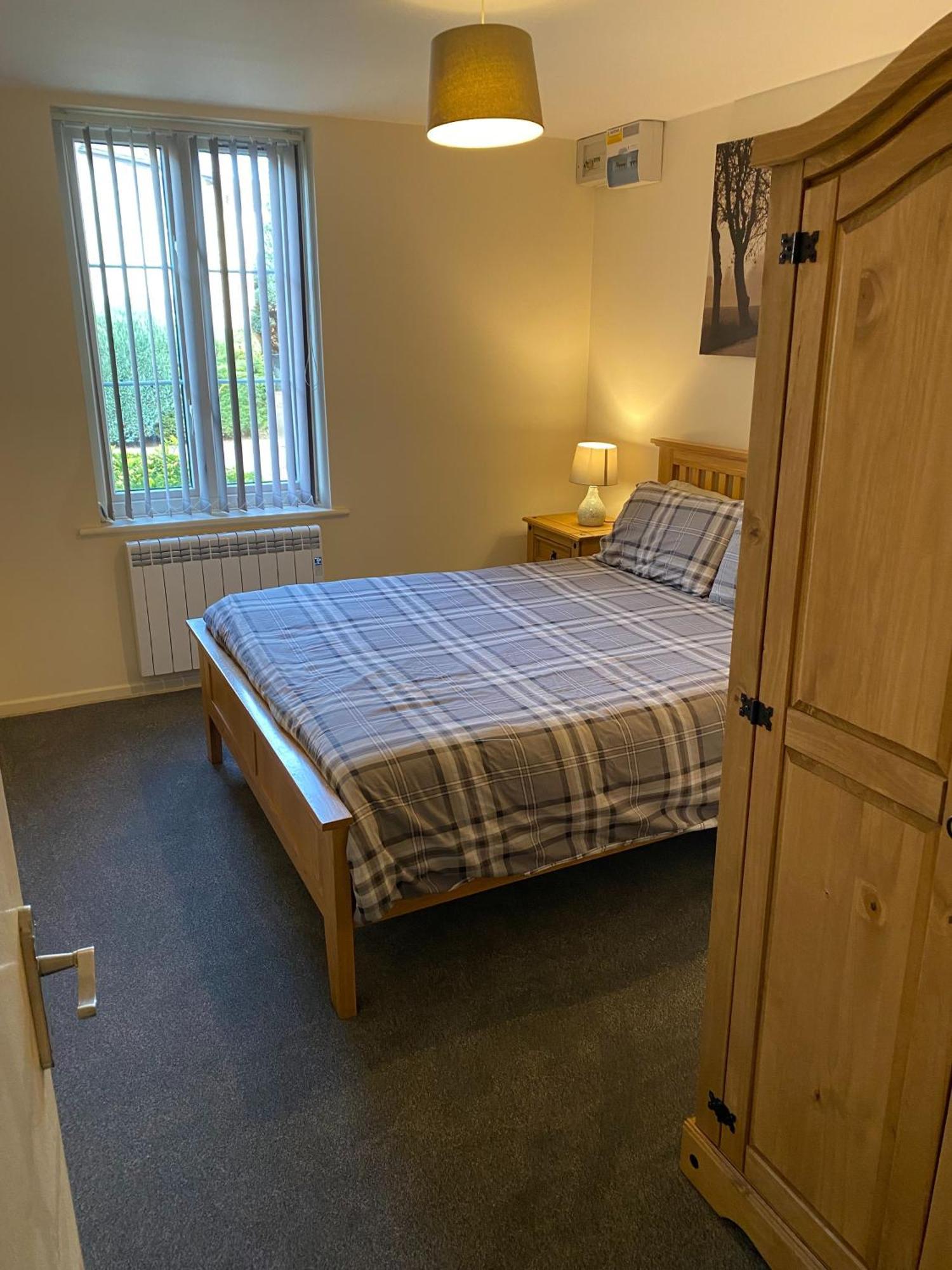 River Courtyard Apartment In The Heart Of Stneots เซนต์เนียทส์ ภายนอก รูปภาพ